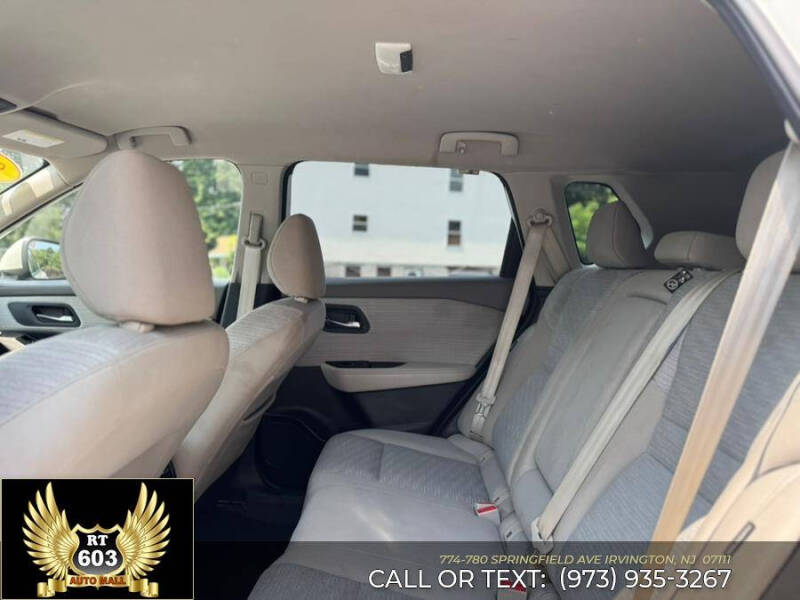 2021 Nissan Rogue SV