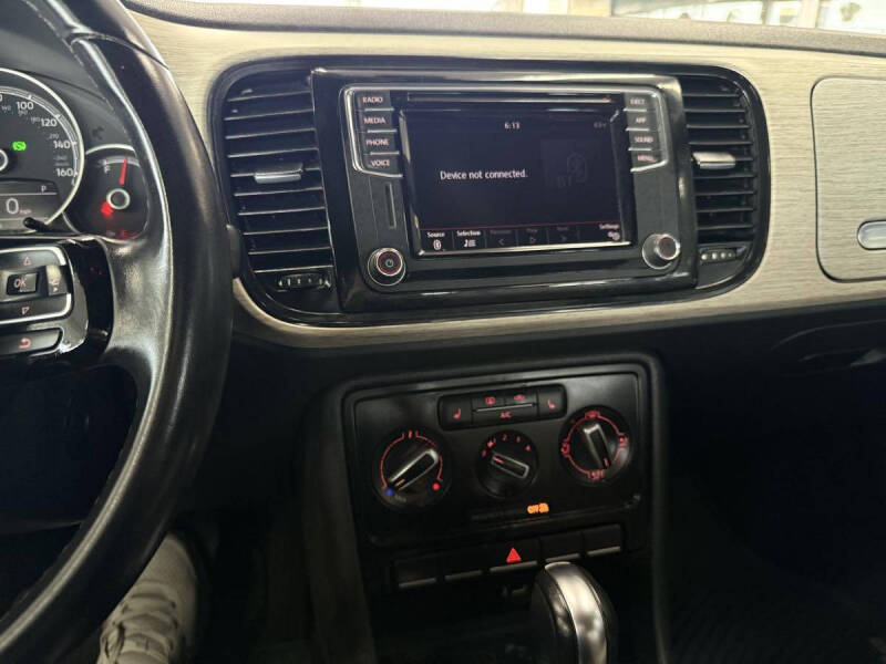 2018 Volkswagen Beetle 2.0T Coast