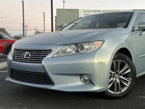 2013 Lexus ES 300h
