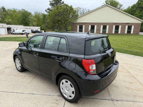 2010 Scion xD