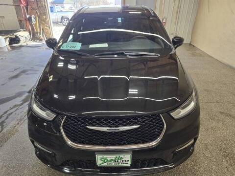 2024 Chrysler Pacifica Touring