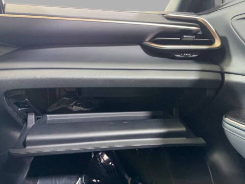 2025 Toyota Crown Platinum