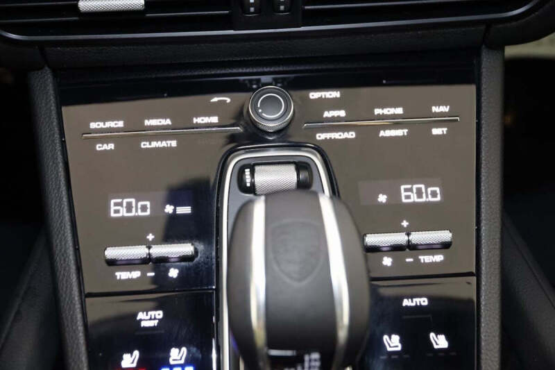 2023 Porsche Cayenne