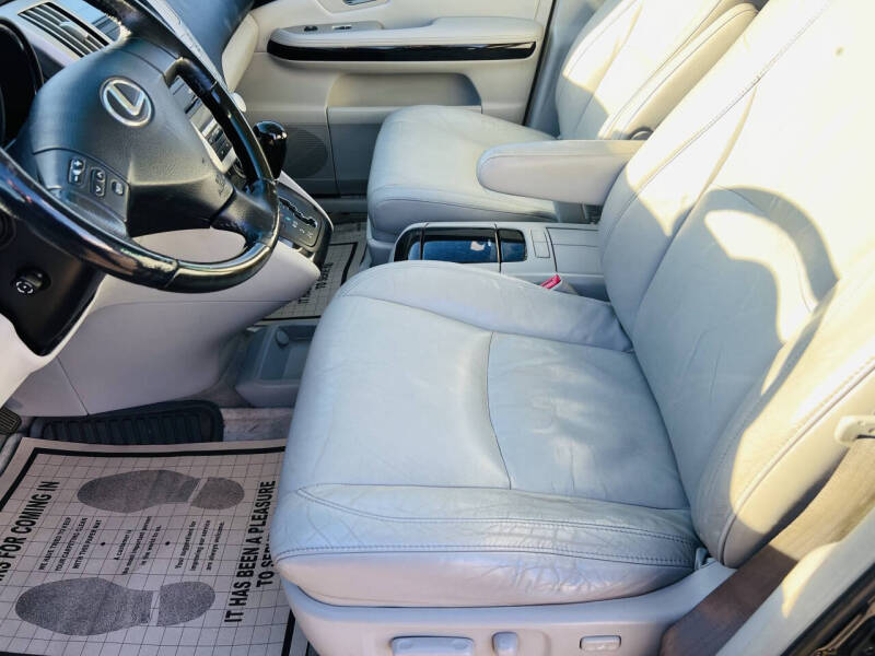2005 Lexus RX 330