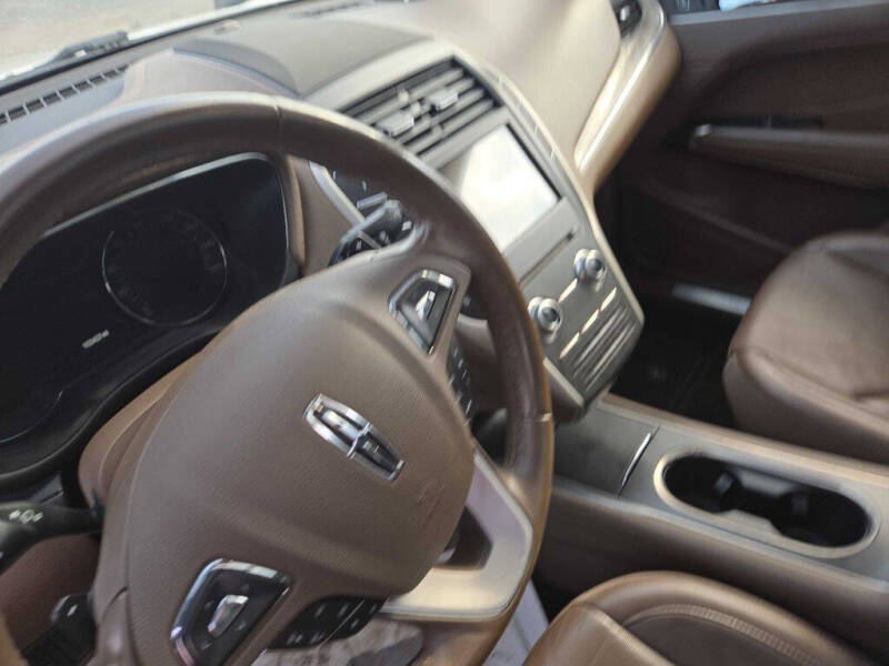 2017 Lincoln MKC Reserve