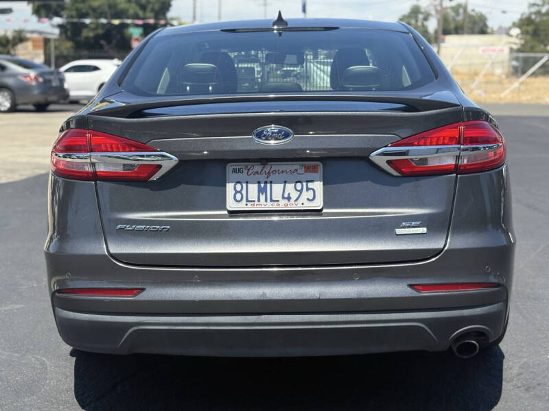2019 Ford Fusion SE