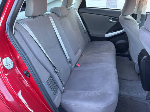 2015 Toyota Prius Three