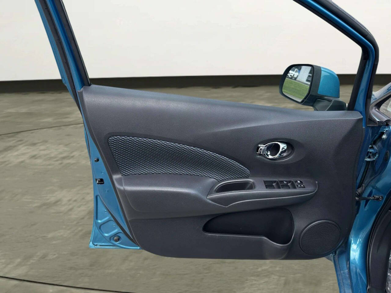 NissanVersa Note9