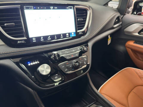 2026 Chrysler Pacifica Pinnacle