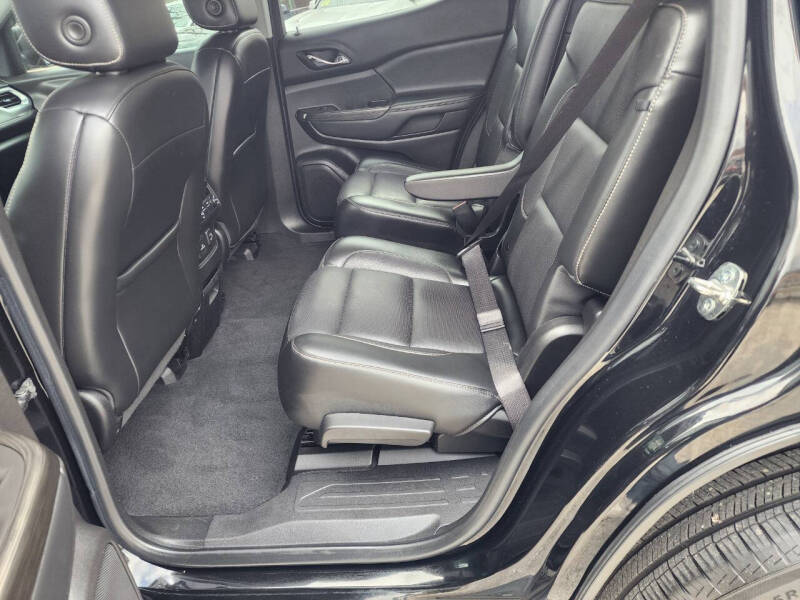 2019 GMC Acadia SLT-1