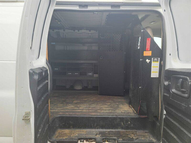 2017 GMC Savana 2500