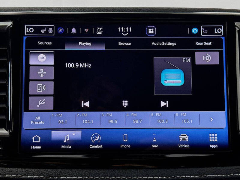 2026 Chrysler Pacifica Select