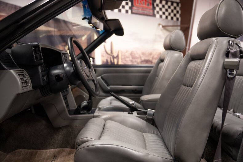 1987 Ford Mustang GT