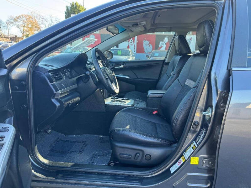 2013 Toyota Camry SE