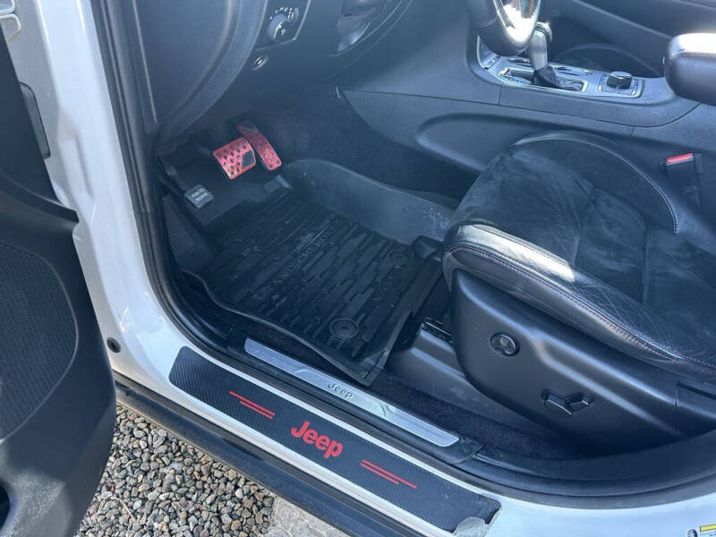 2017 Jeep Grand Cherokee Trailhawk