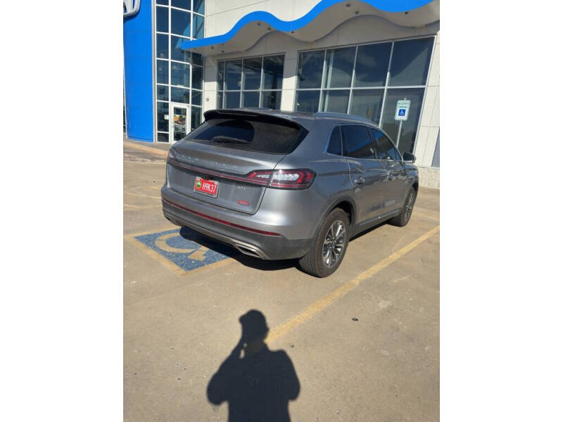 2020 Lincoln Nautilus Reserve