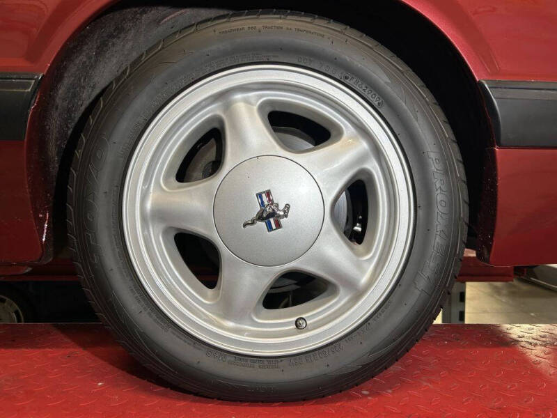 1990 Ford Mustang LX 5.0