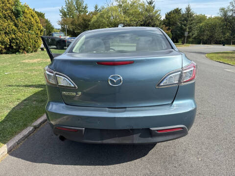 2011 Mazda MAZDA3 i Touring