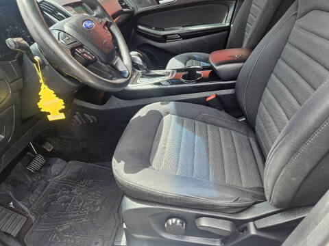 2016 Ford Edge SE
