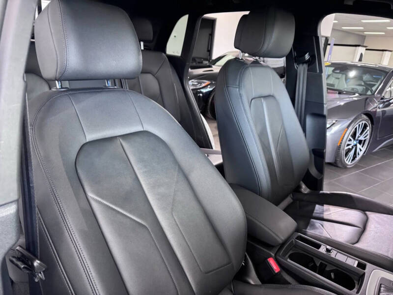 2021 Audi Q3 quattro Premium 40 TFSI