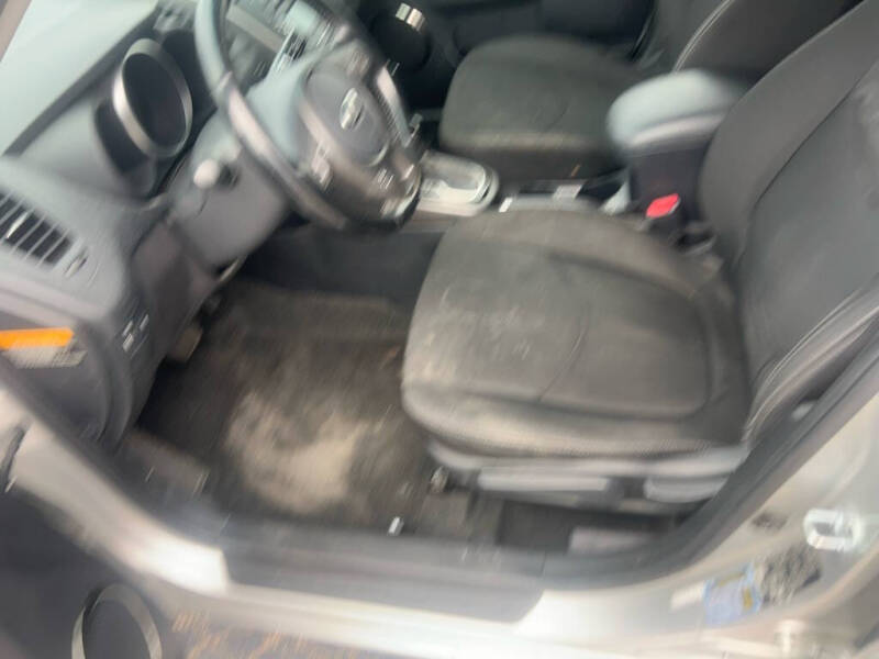 2013 Kia Soul +