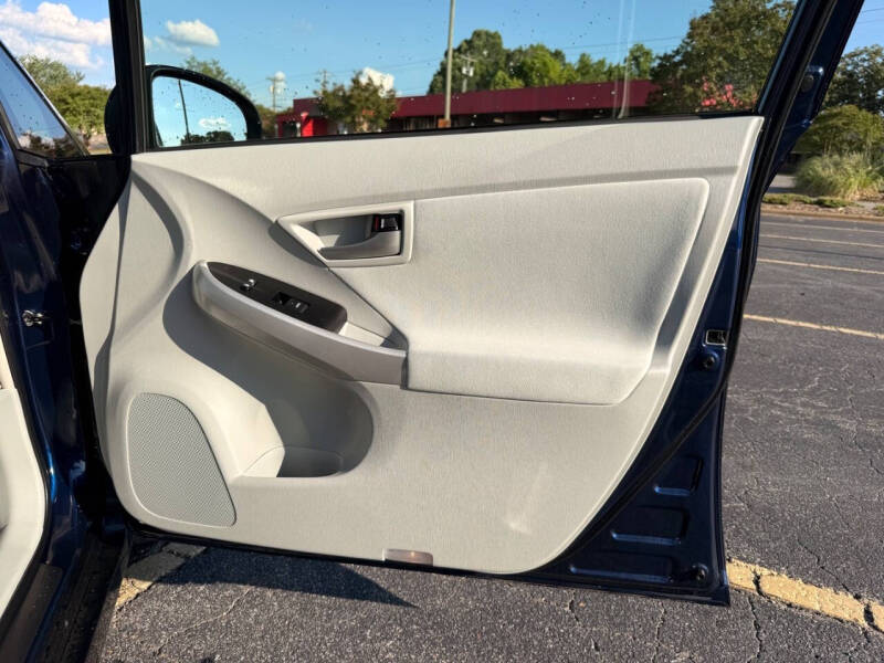 2013 Toyota Prius Three
