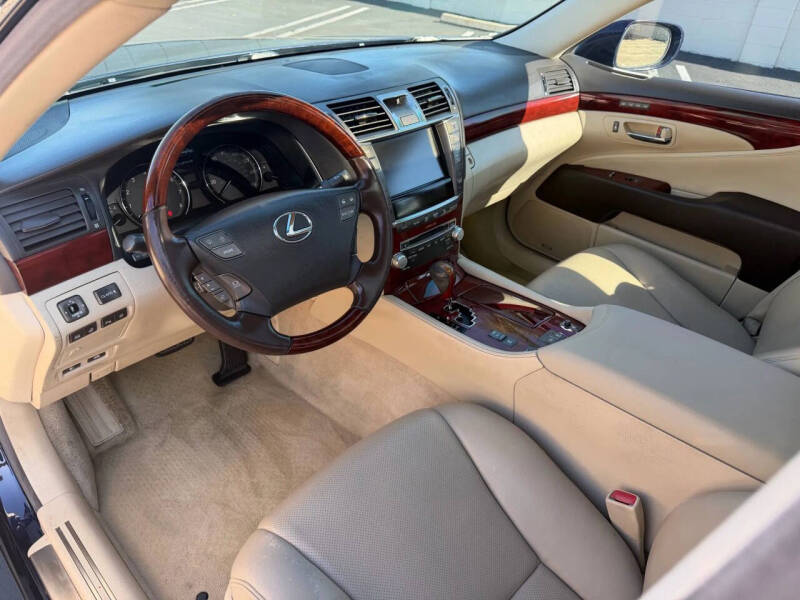 2011 Lexus LS 460