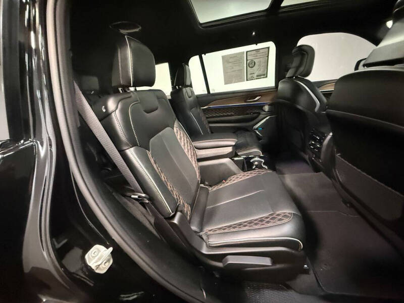 2024 Jeep Grand Cherokee L Summit