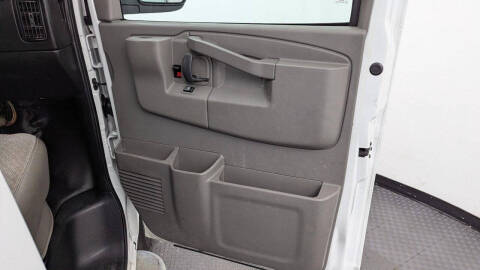 2017 GMC Savana 2500
