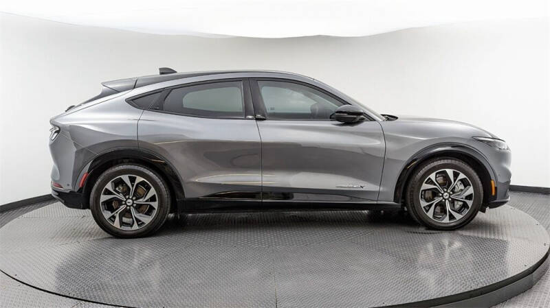 2021 Ford Mustang Mach-E Premium