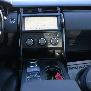 2020 Land Rover Discovery SE