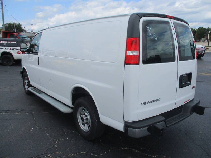 2024 GMC Savana 2500