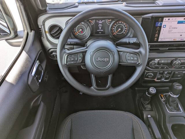 2026 Jeep Gladiator Sport