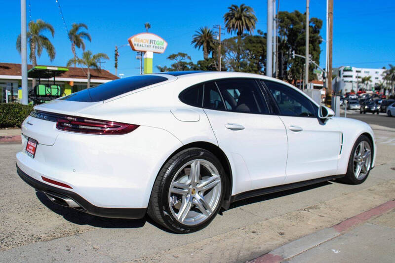 2020 Porsche Panamera