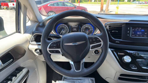 2017 Chrysler Pacifica LX