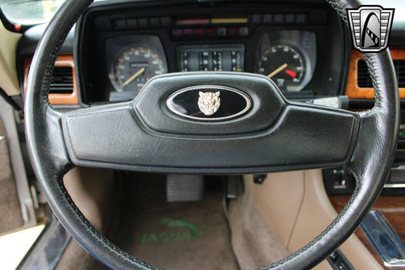 1988 Jaguar XJ-Series