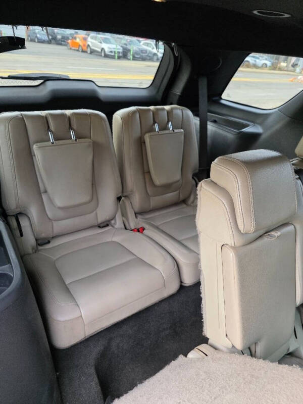 2011 Ford Explorer Limited