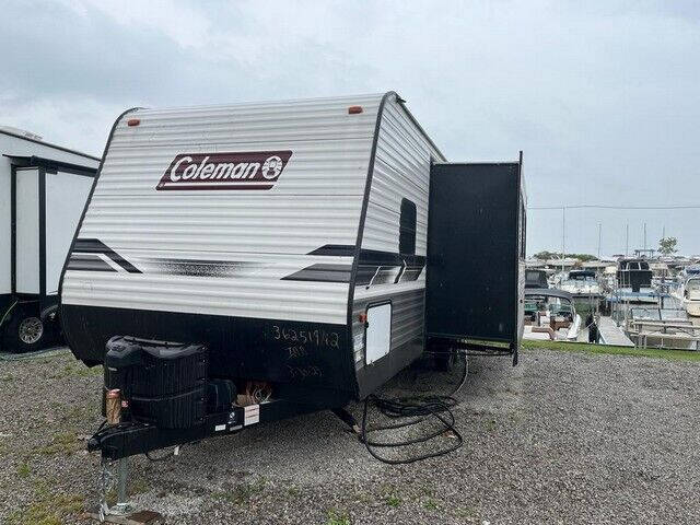 https://cdn05.carsforsale.com/00e22a1933dc898635515cd186c07eb263/800x600/2022-coleman-other-travel-trailer.jpg