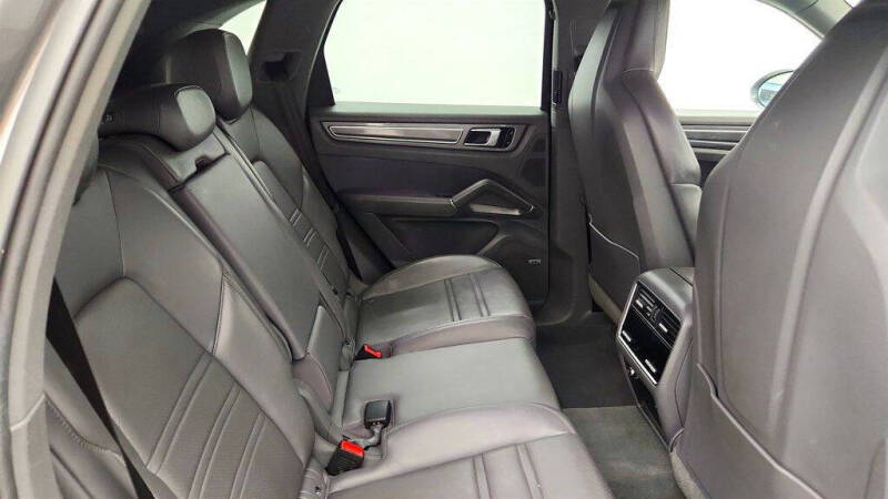 2019 Porsche Cayenne S