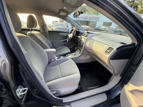 2013 Toyota Corolla LE