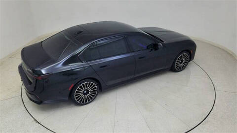 2024 BMW 7 Series 740i