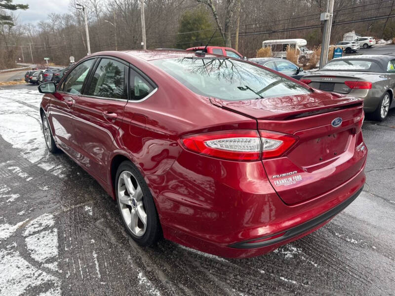 2016 Ford Fusion SE
