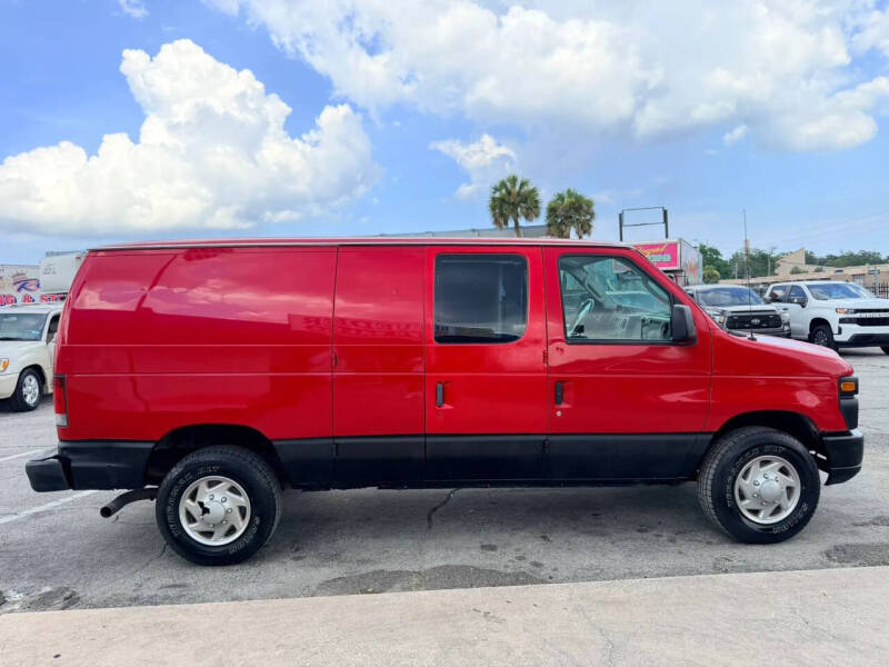 2011 Ford E-Series E-350 SD