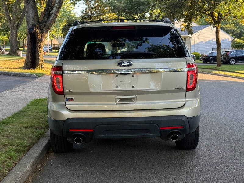 2011 Ford Explorer XLT