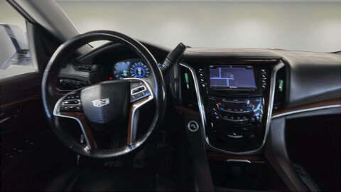 2019 Cadillac Escalade Luxury