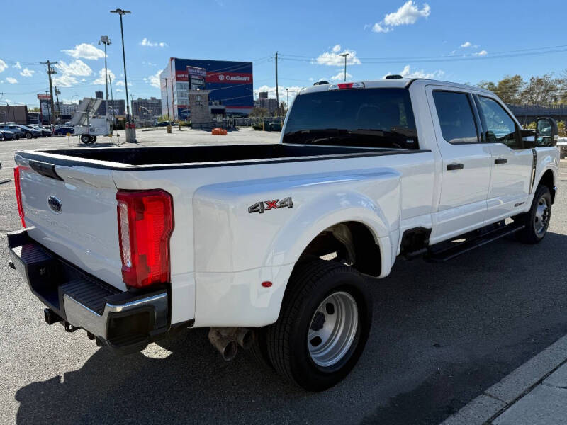 2025 Ford F-350 Super Duty XLT