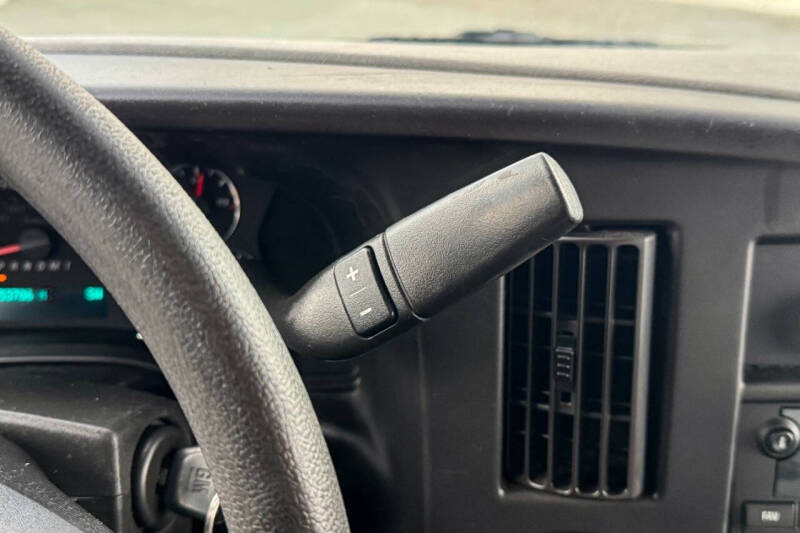 2017 Chevrolet Express 2500