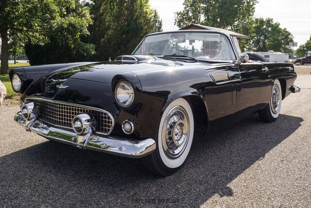 1956 Ford Thunderbird