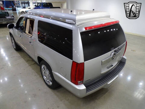 2011 Cadillac Escalade ESV Premium