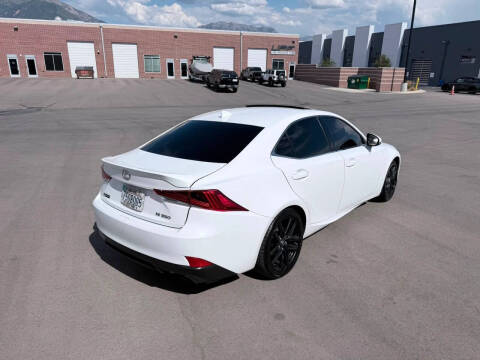 2017 Lexus IS 350